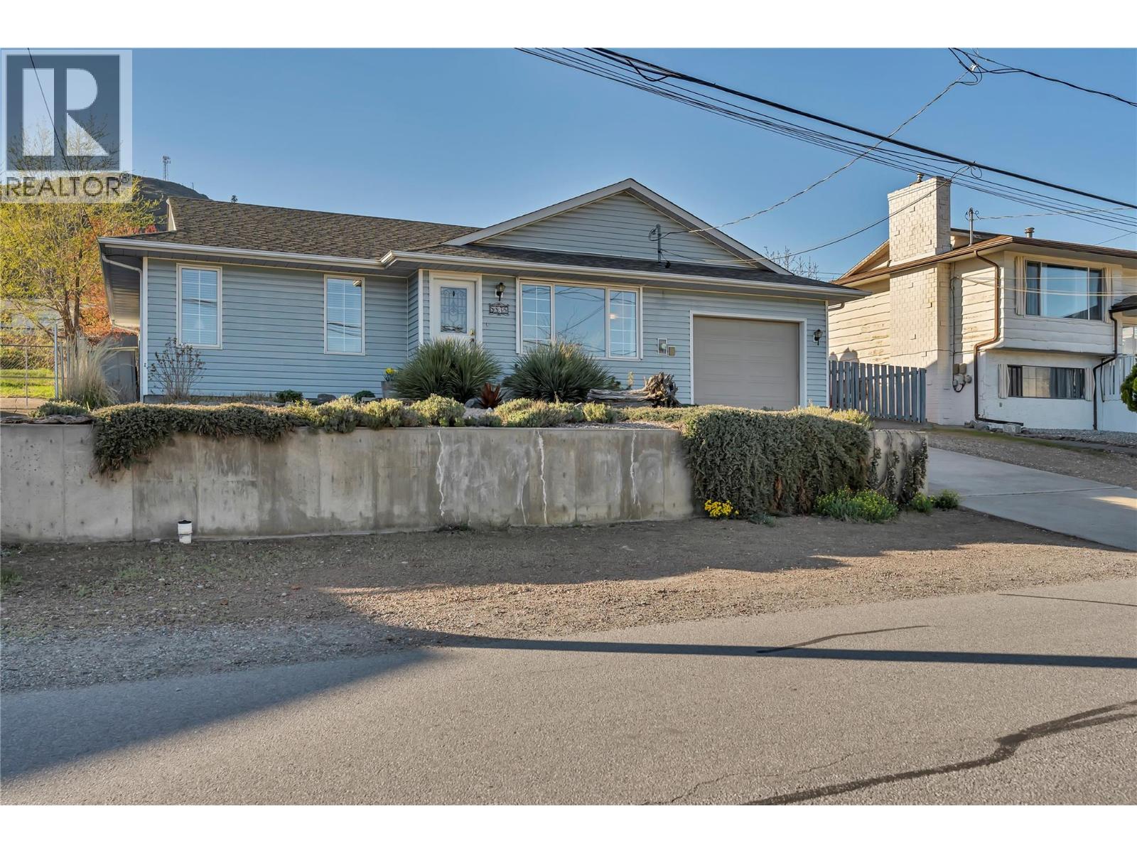  5878 Tulameen Street, Oliver