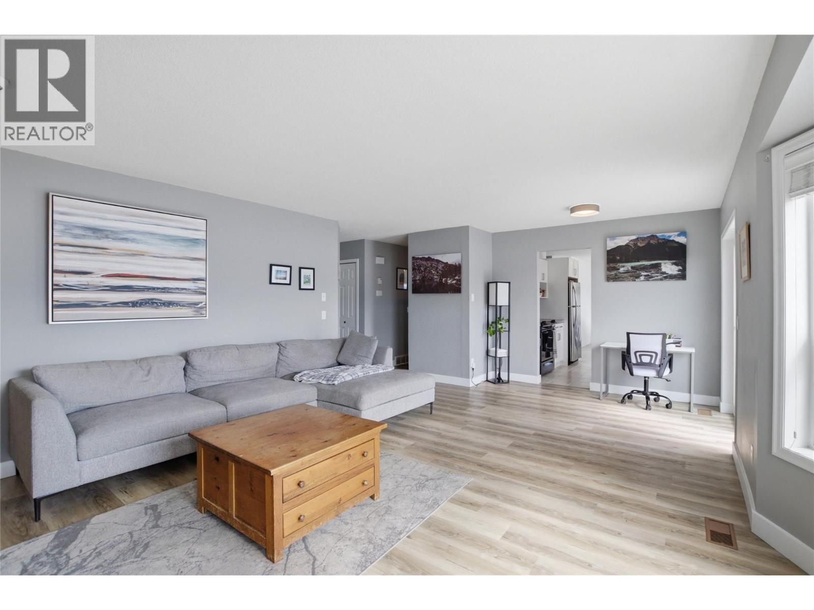 5245 Sutherland Road, Peachland