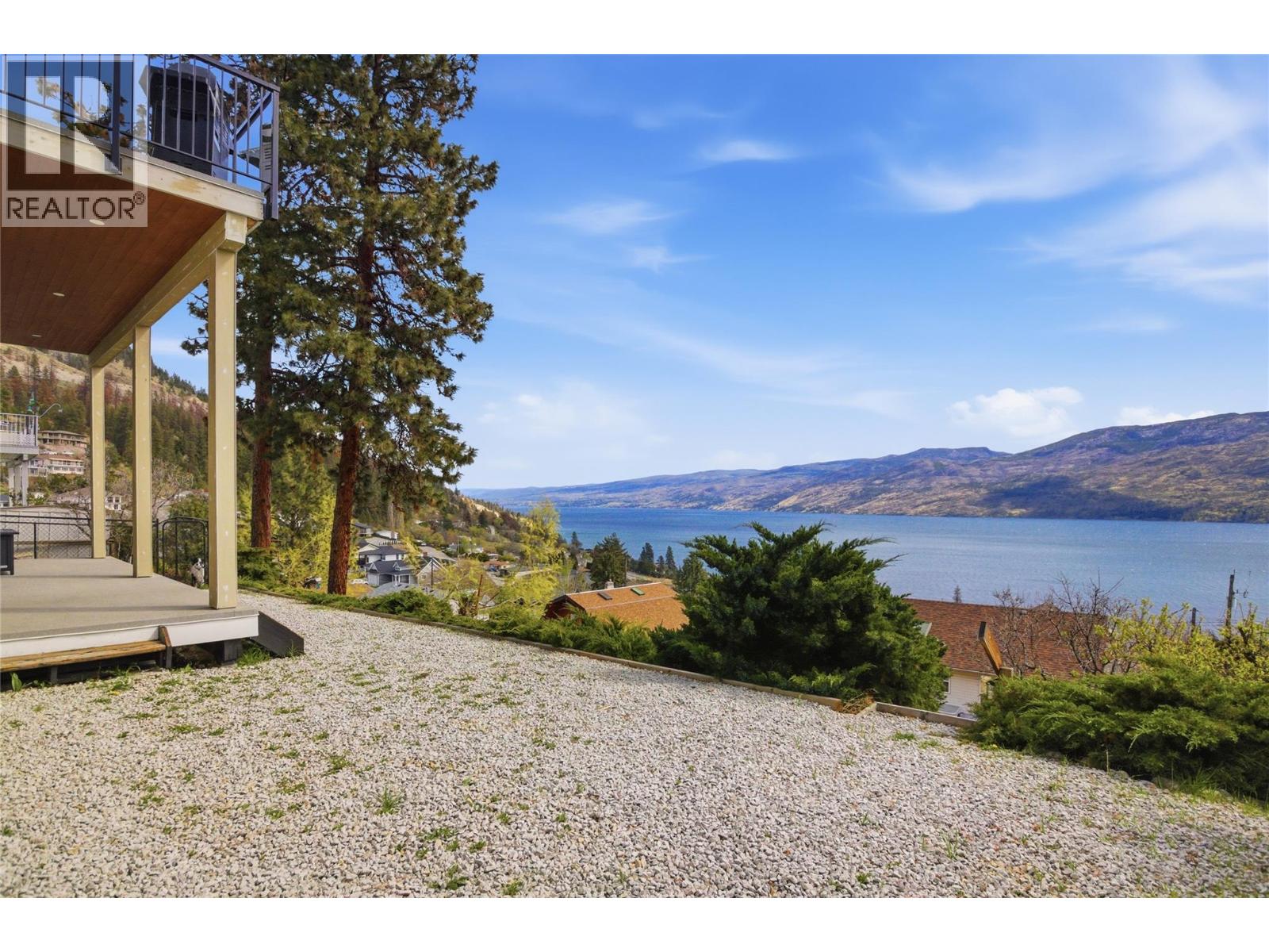 5245 Sutherland Road, Peachland