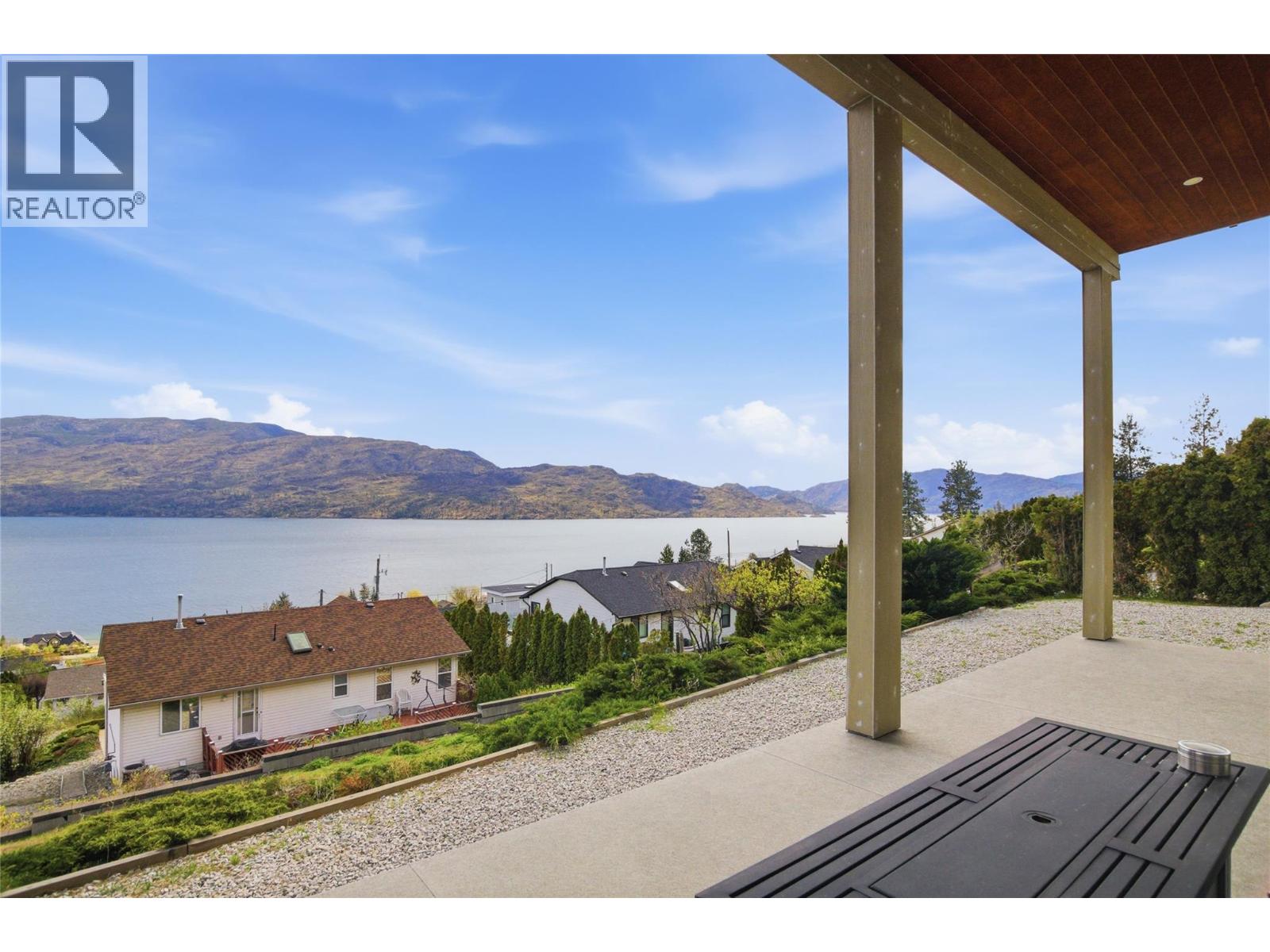 5245 Sutherland Road, Peachland