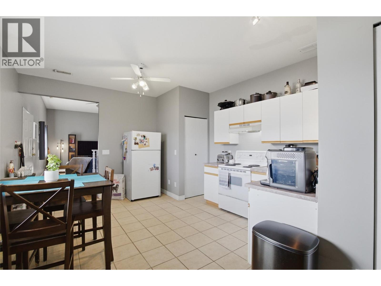 5245 Sutherland Road, Peachland