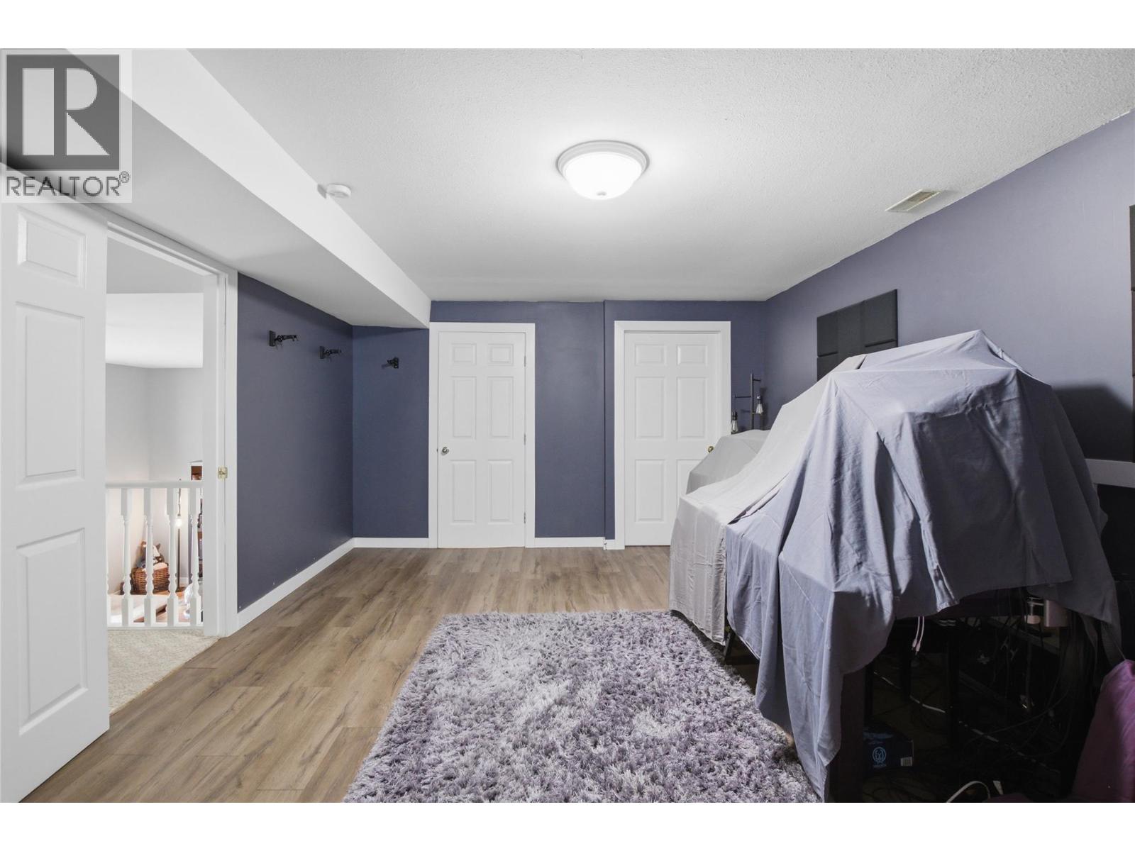 5245 Sutherland Road, Peachland