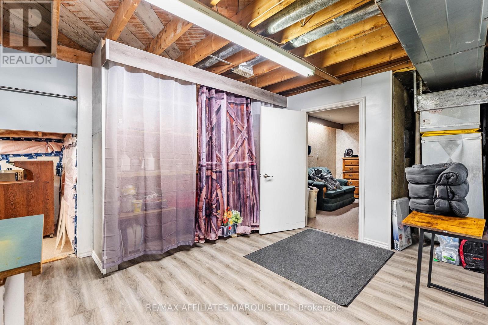 847 GLENGARRY BOULEVARD — photo 30