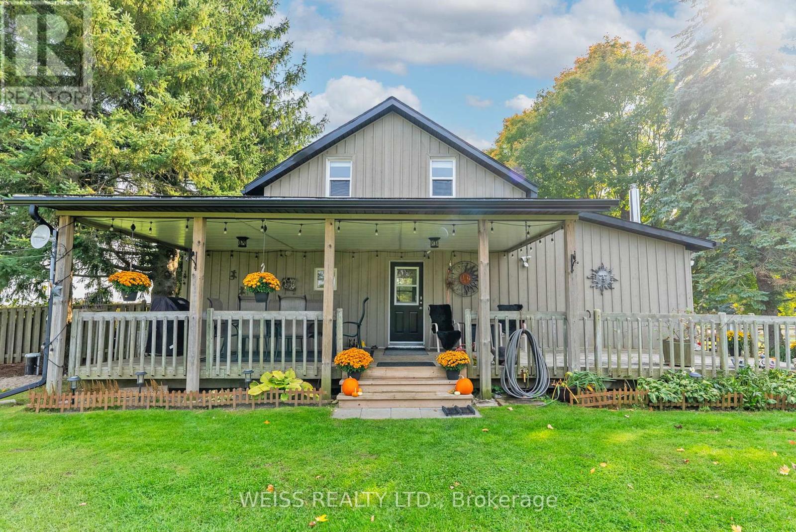 772 TOWNLINE ROAD W - 2