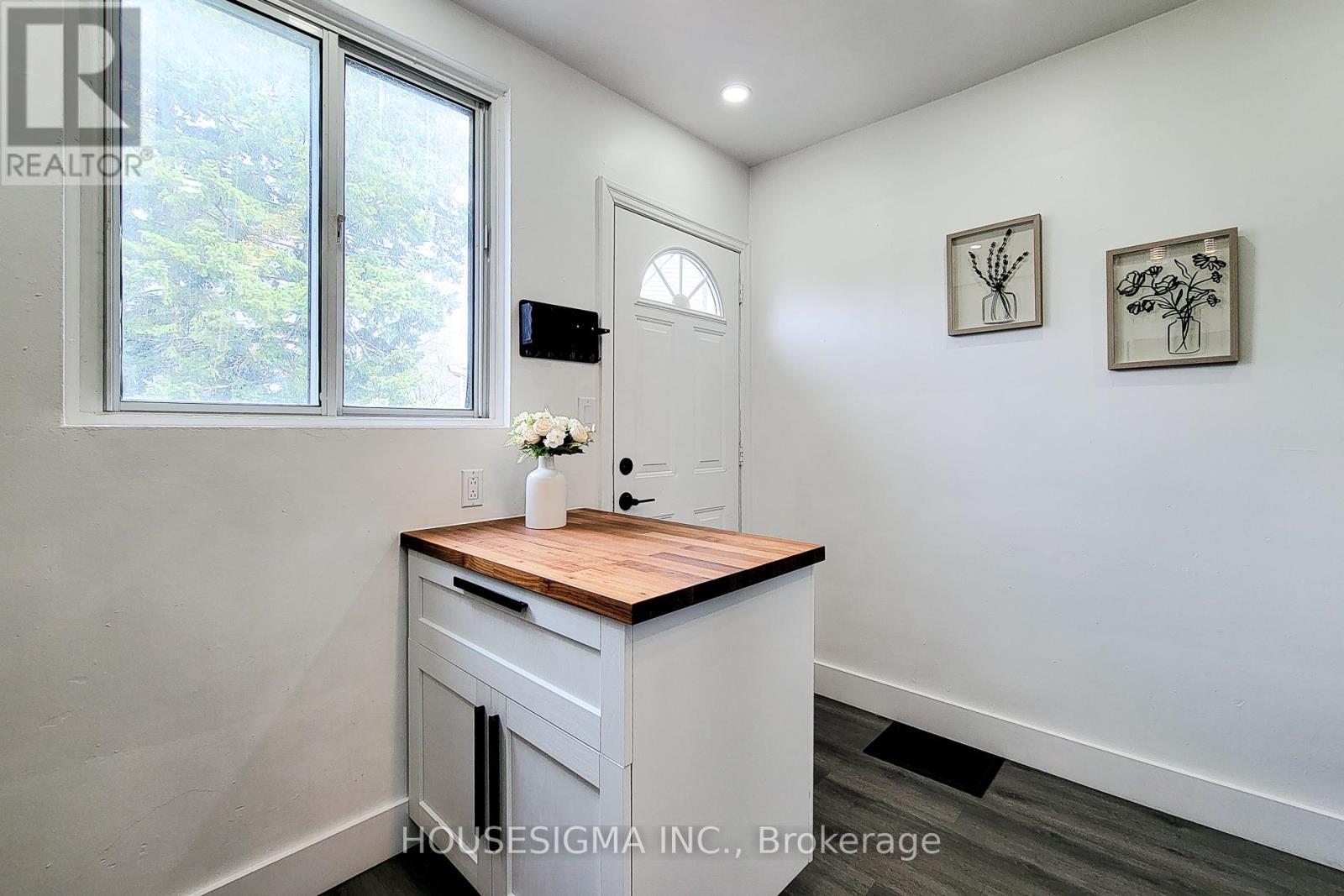 5 MARTHA STREET - 12