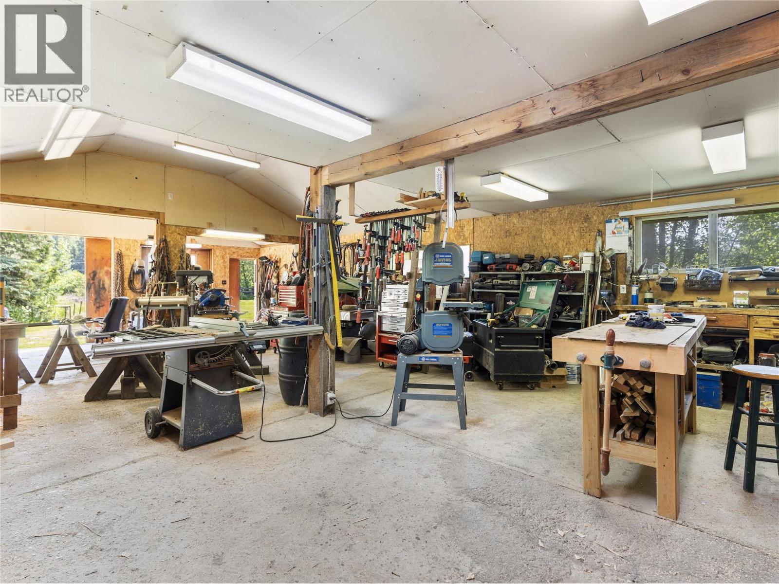 6177 TROUT CREEK ROAD - 30