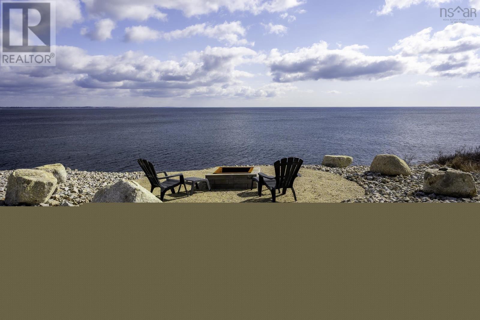 520 KETCH HARBOUR ROAD - 44