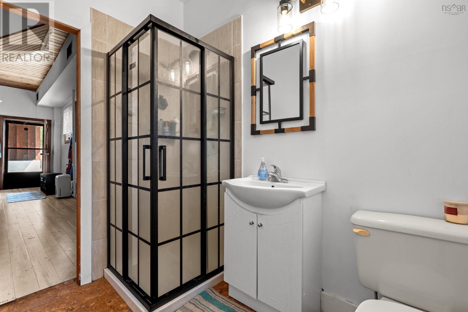 Property 36 of 49 of 384 Lockview Road