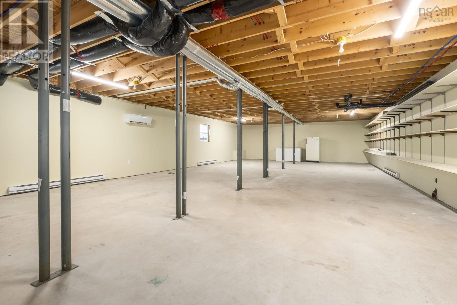 Property 29 of 36 of 1752 Hammonds Plains Road