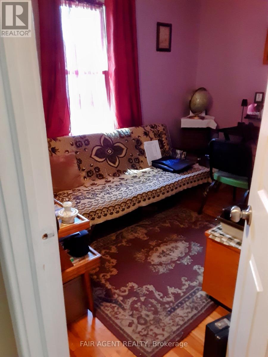 511 ST. FELIX STREET - 17