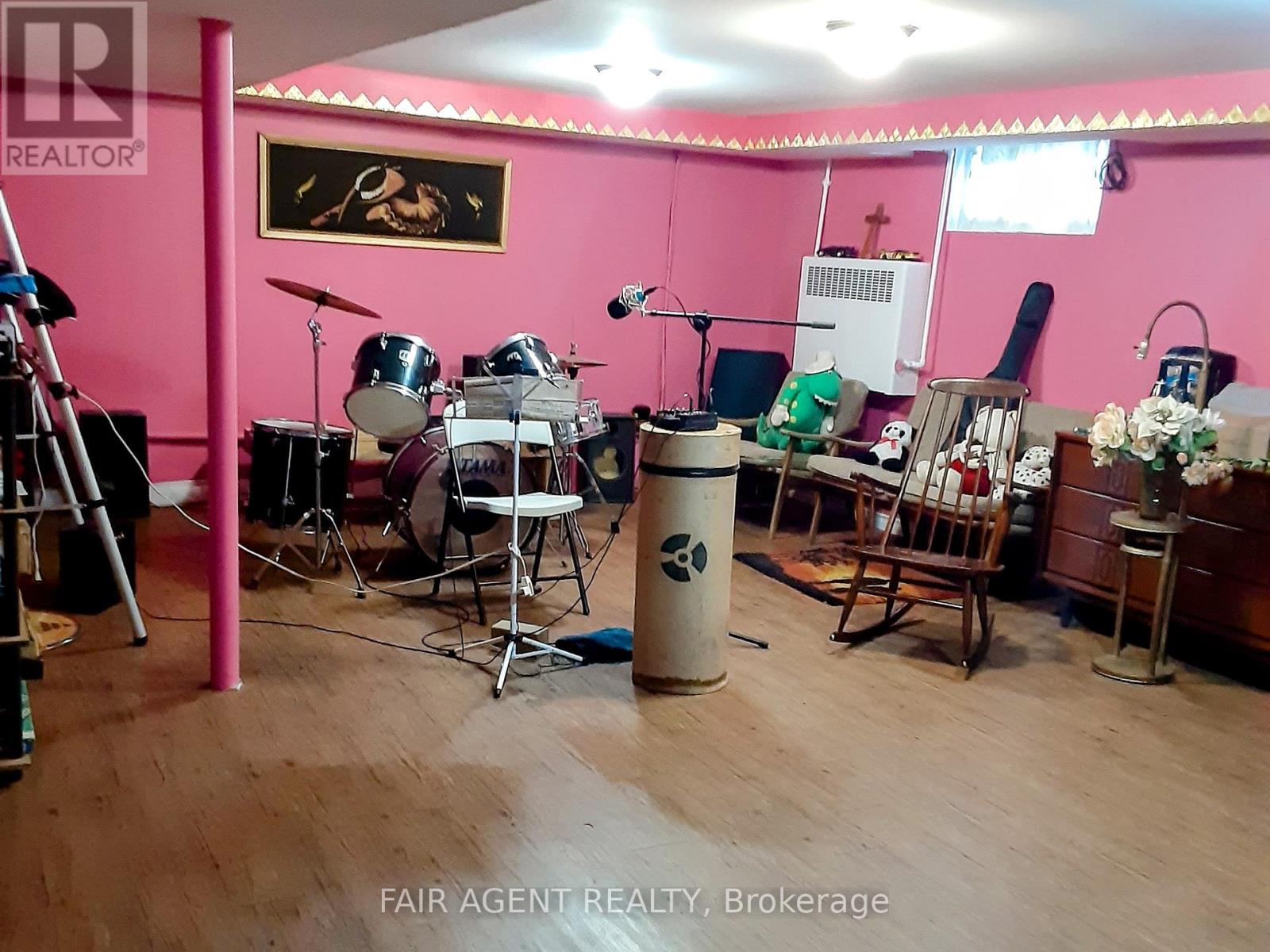 511 ST. FELIX STREET Property Photo