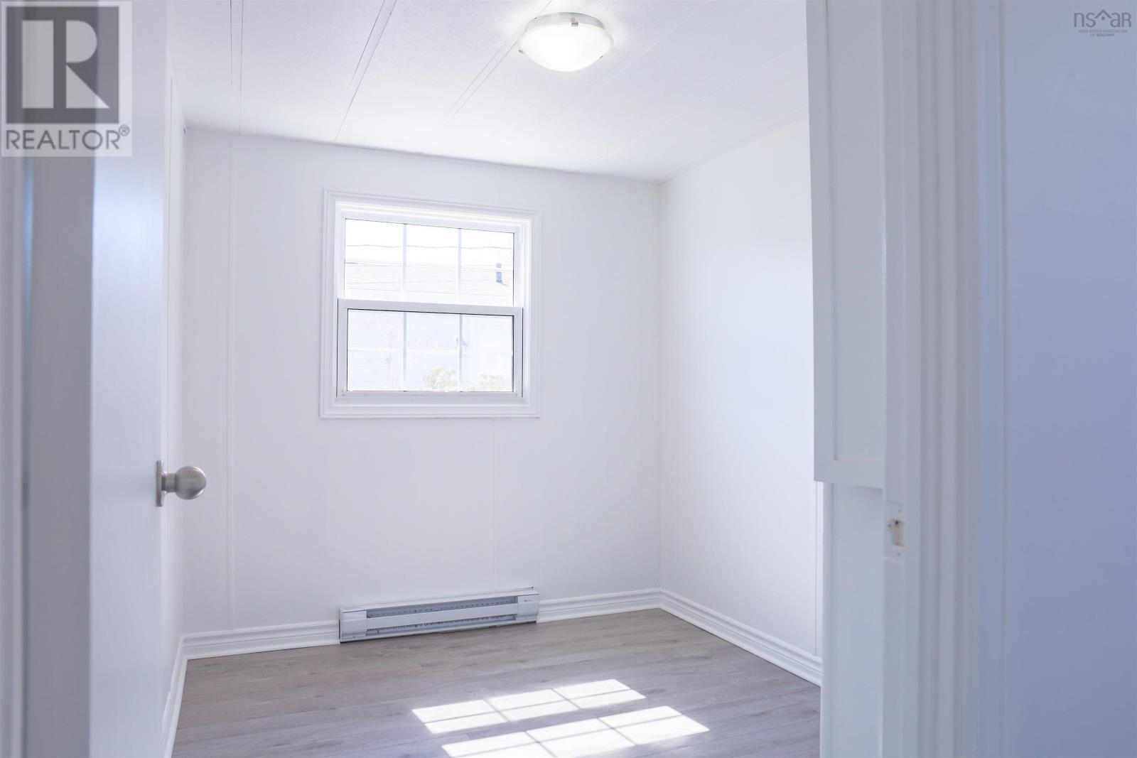 Property 19 of 29 of 6 Apple Street