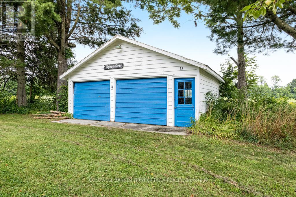 2 car garage