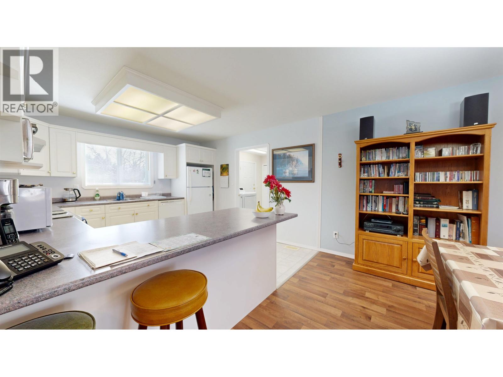 #1 814 CARIBOO TRAIL - 17