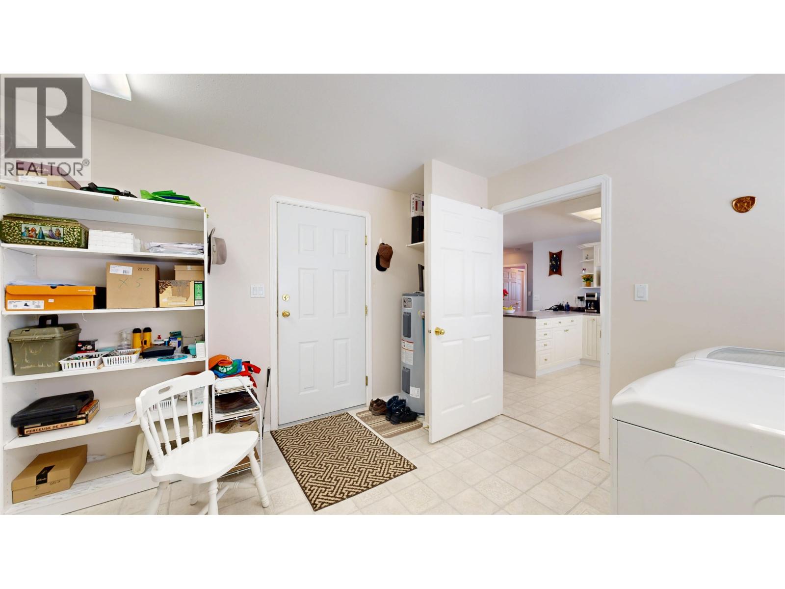 #1 814 CARIBOO TRAIL - 22