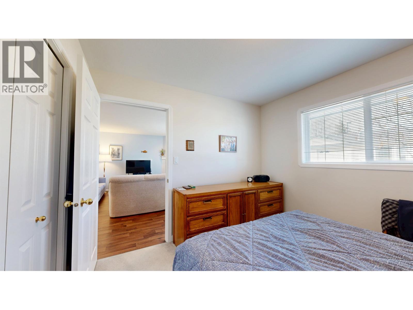 #1 814 CARIBOO TRAIL - 25