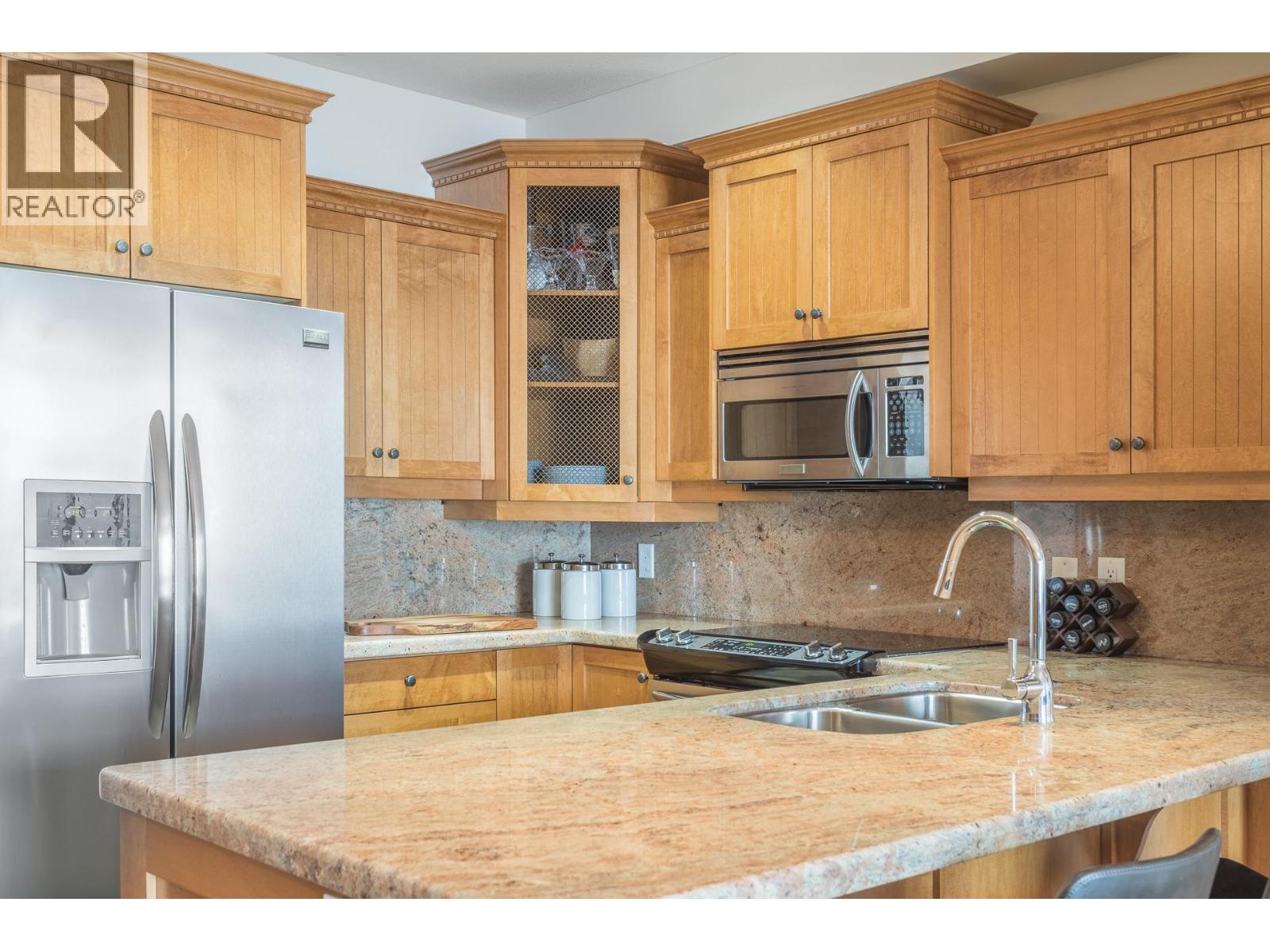 #501 7700 PORCUPINE ROAD - 17