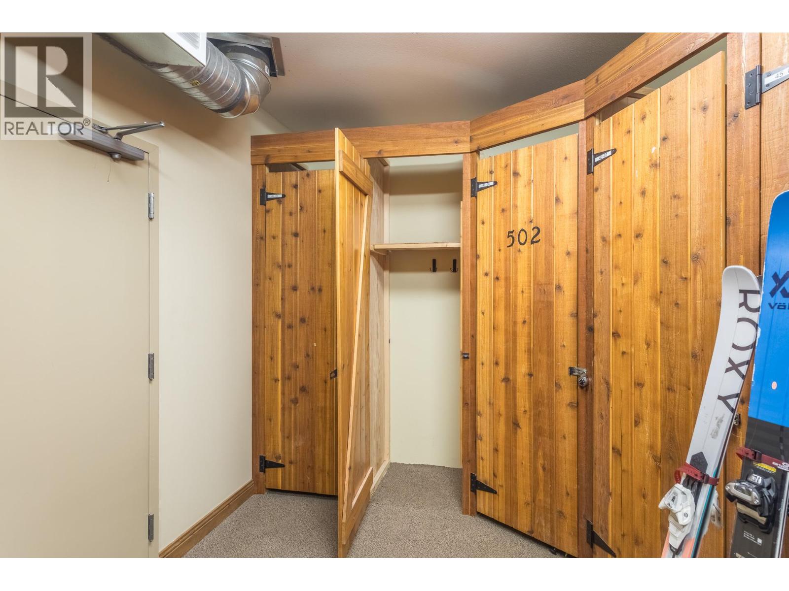 #501 7700 PORCUPINE ROAD - 33