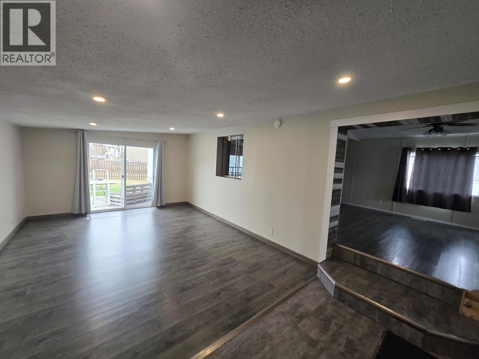 #42 634 ELM STREET - 4