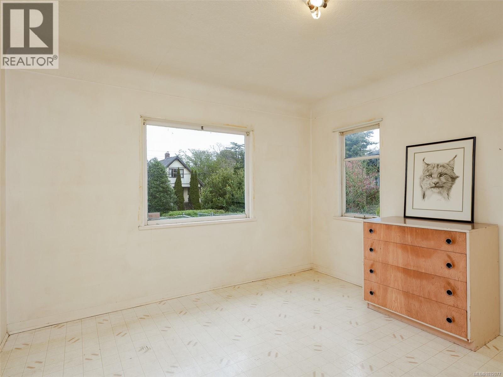 2522 VANCOUVER ST - 12