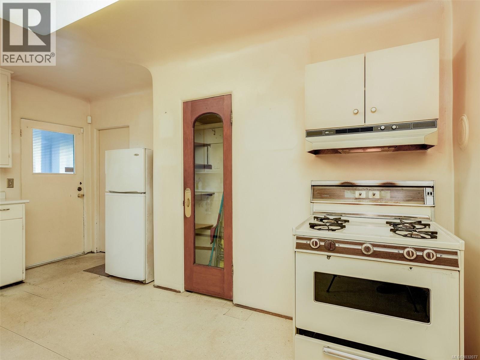 2522 VANCOUVER ST - 5