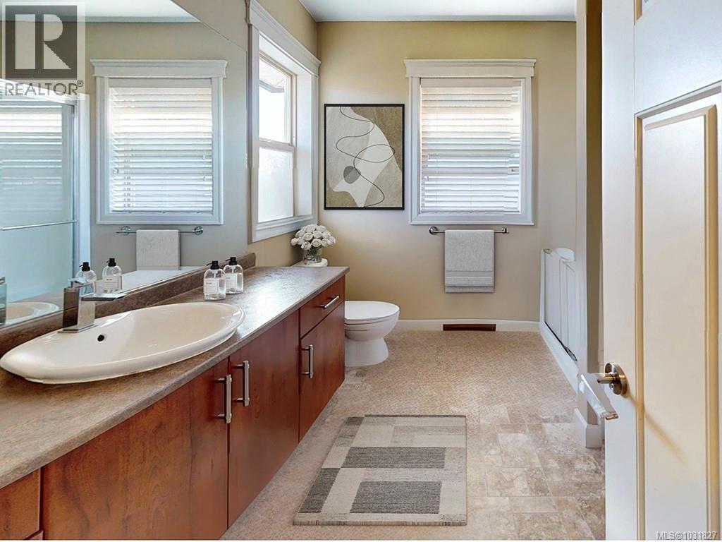 #107 2253 TOWNSEND RD - 12