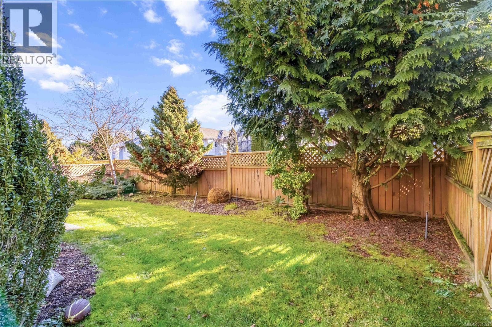 #107 2253 TOWNSEND RD - 39