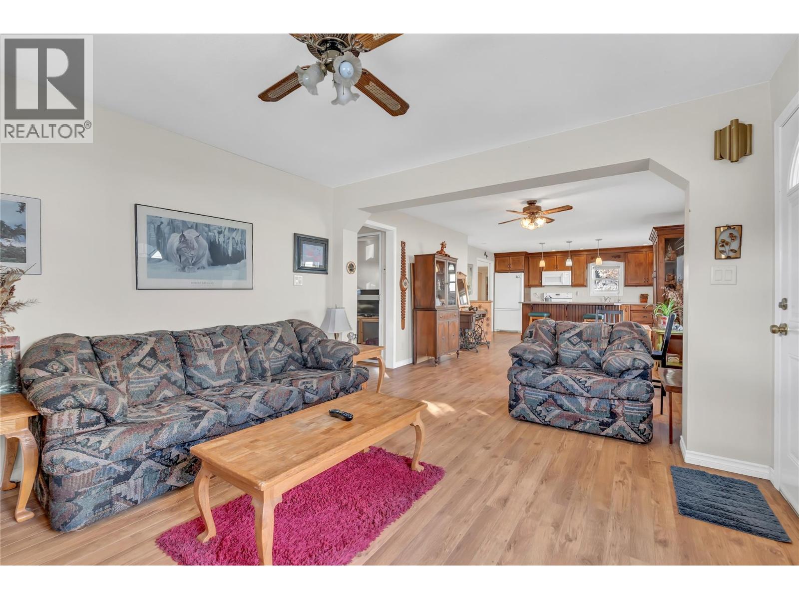 495 AUBURN CRESCENT - 7