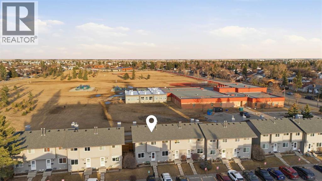 37, 6020 temple Drive NE, Calgary, Alberta