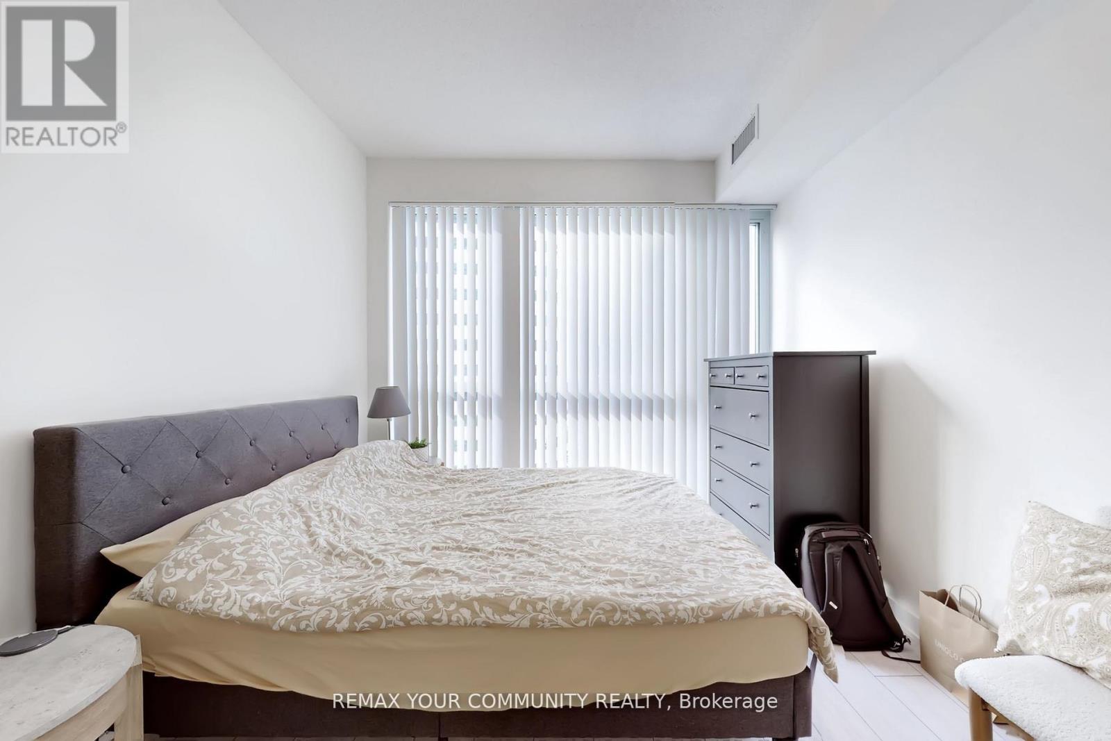 #2117 4955 YONGE STREET - 19
