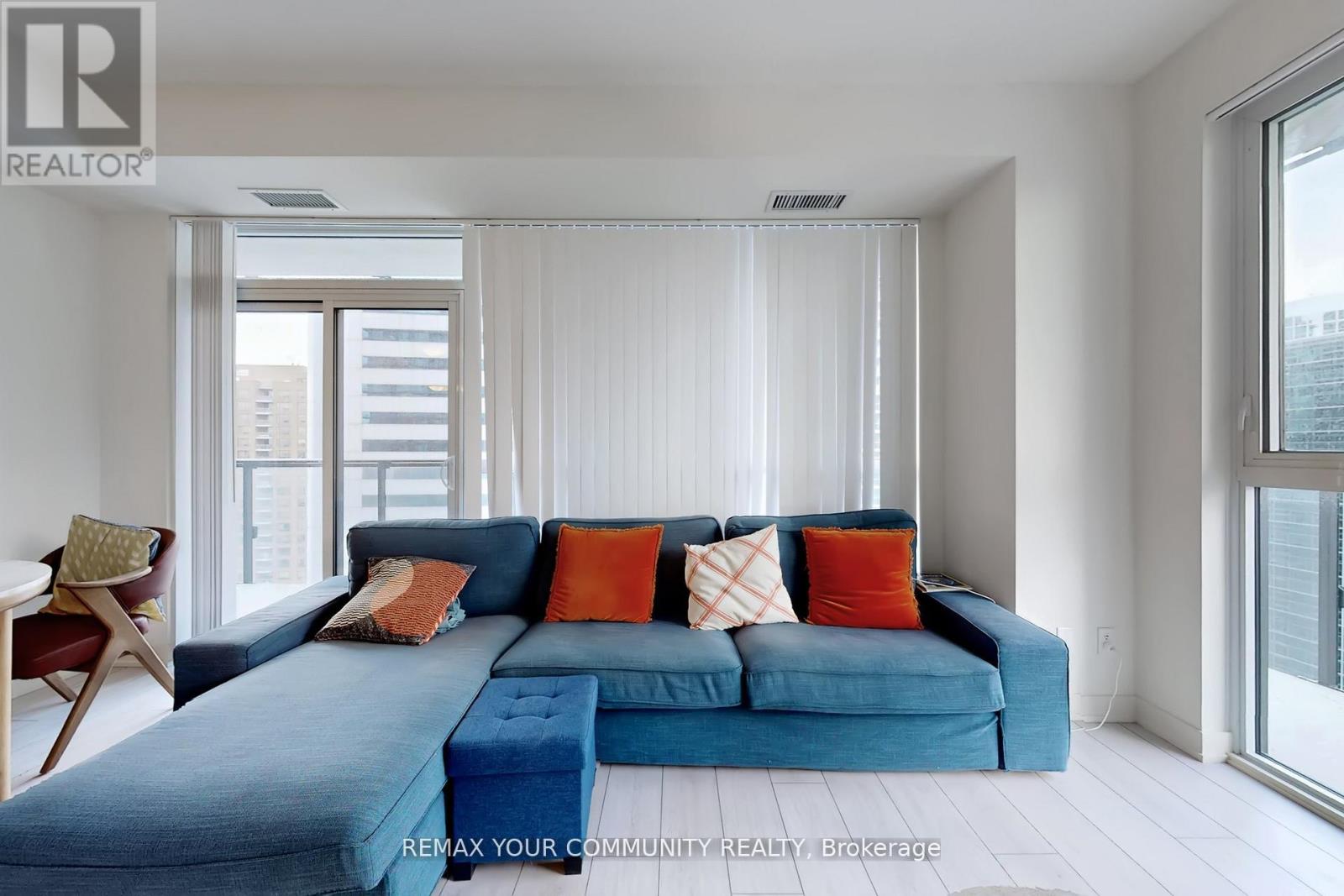 #2117 4955 YONGE STREET - 9
