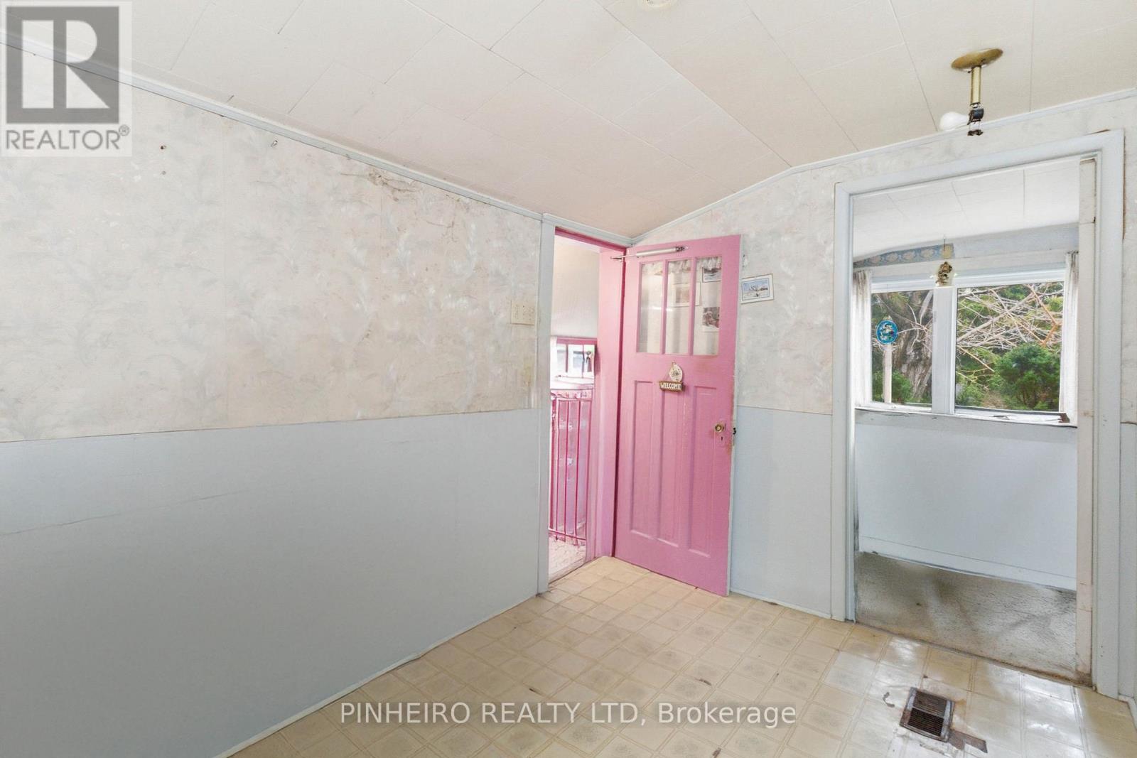 16376 ELGINFIELD ROAD Property Photo
