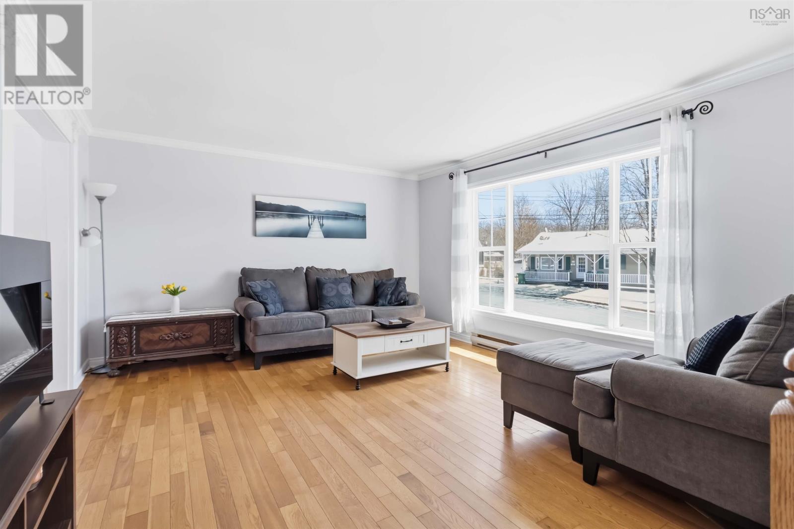 Property 33 of 48 of 6 Rothsay Court