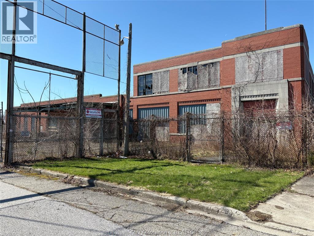 240 RALEIGH STREET — photo 2