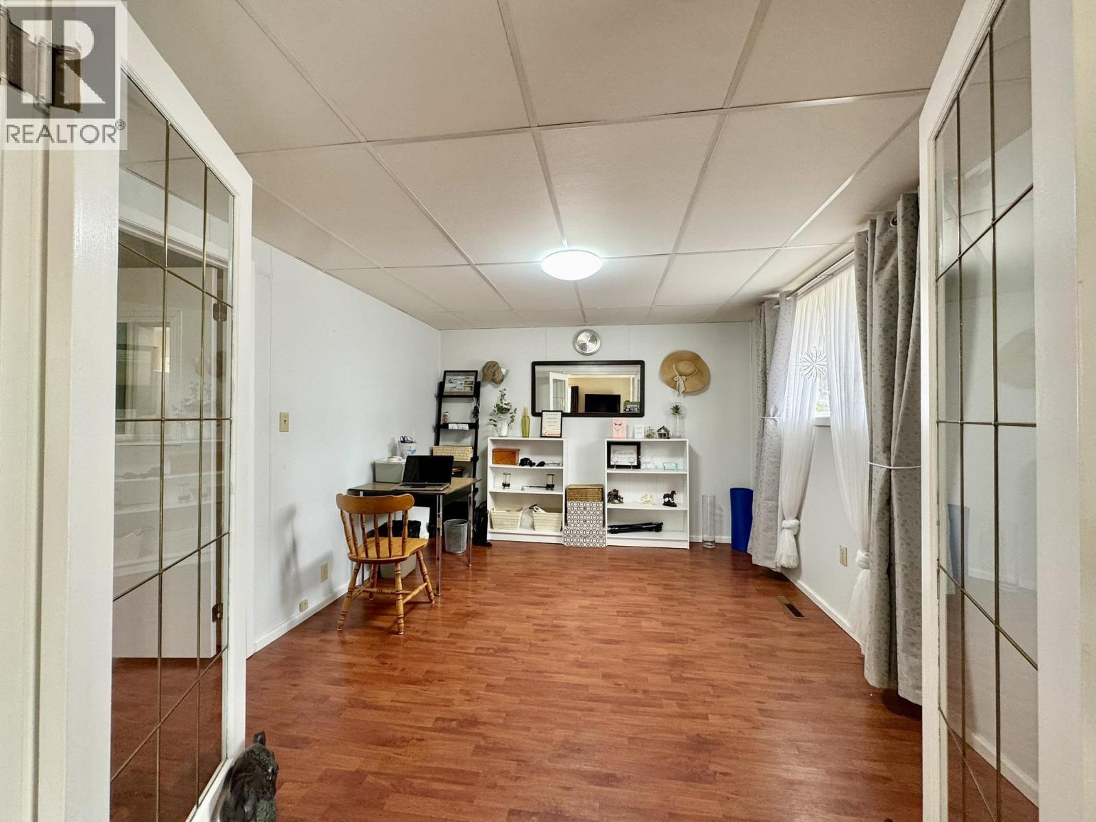 330 CEDAR AVENUE - 14