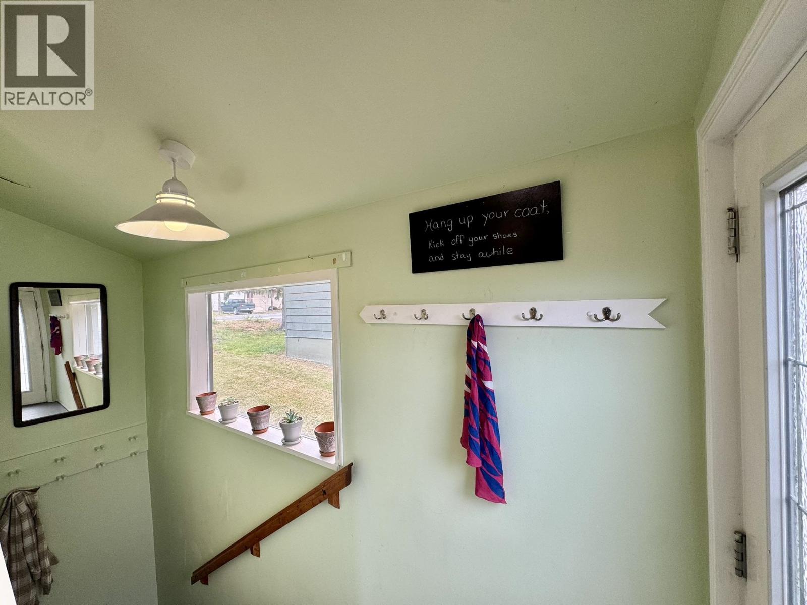 330 CEDAR AVENUE - 16