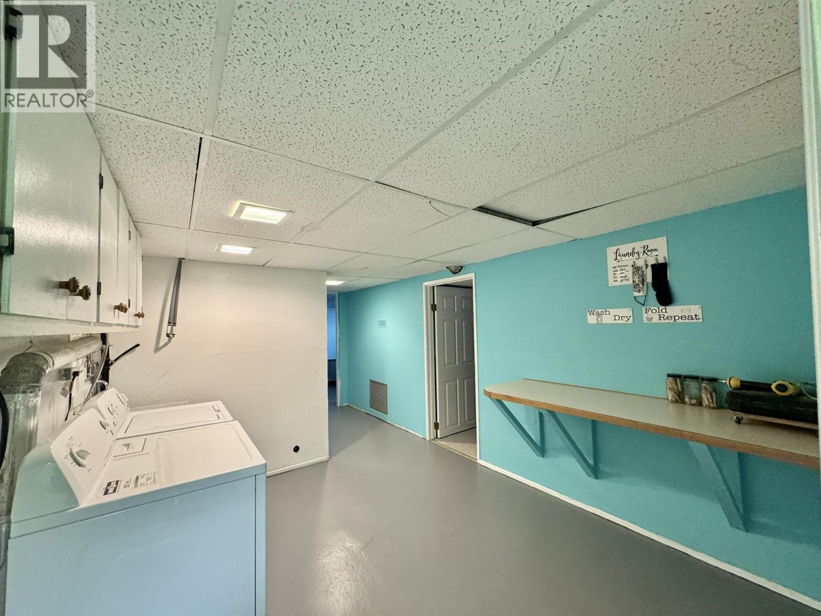 330 CEDAR AVENUE - 18