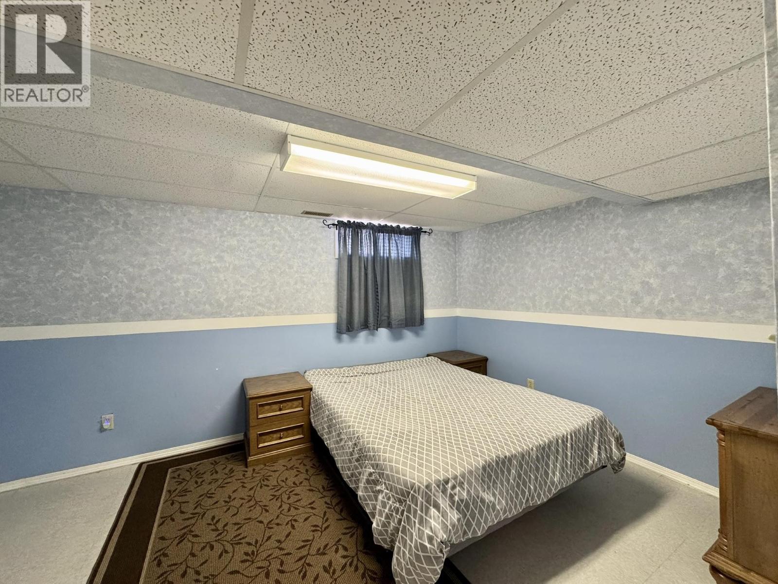 330 CEDAR AVENUE - 22