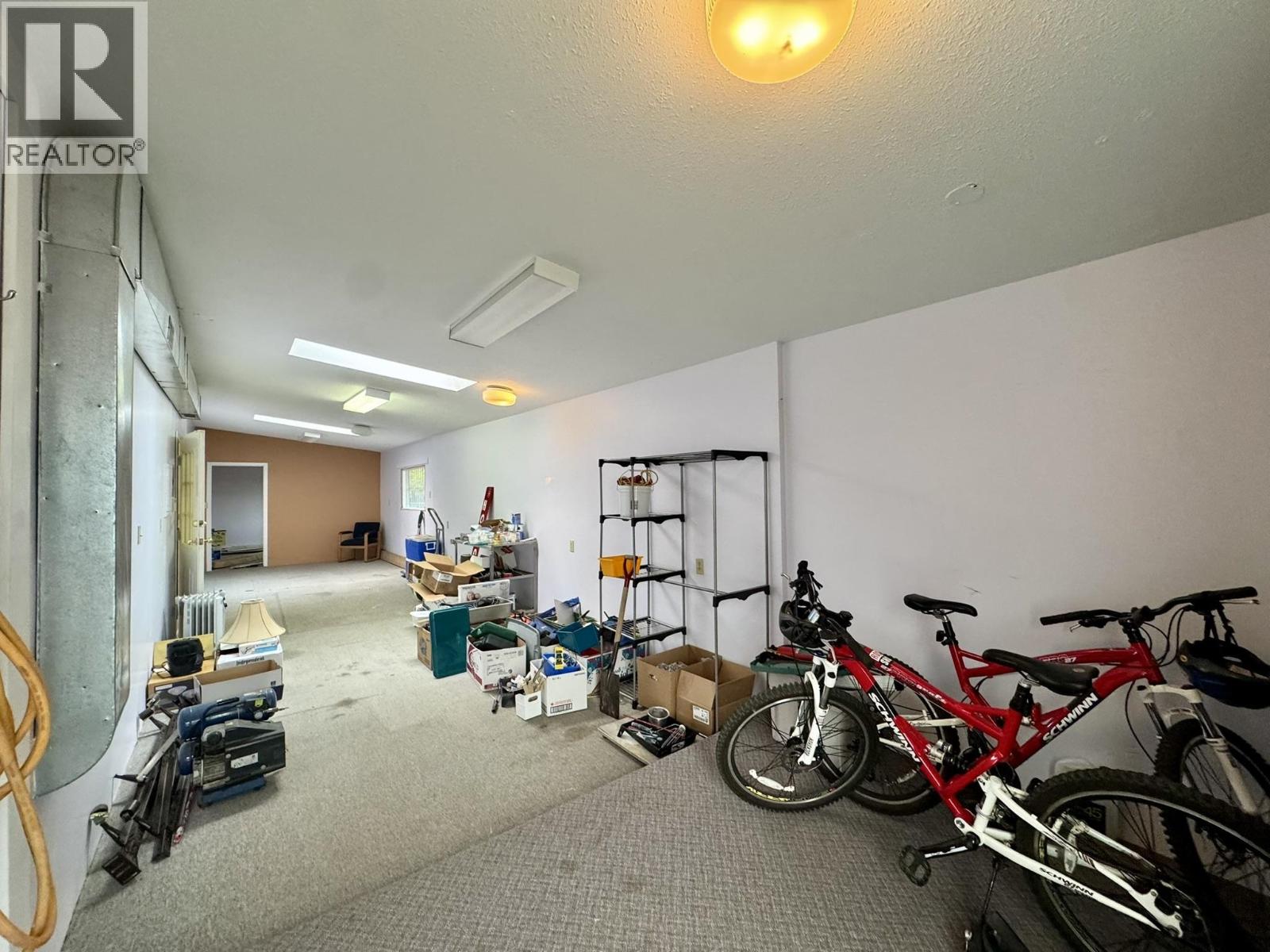 330 CEDAR AVENUE - 28