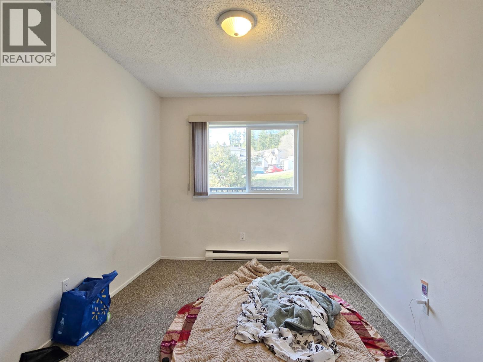 #415 282 N BROADWAY AVENUE - 11