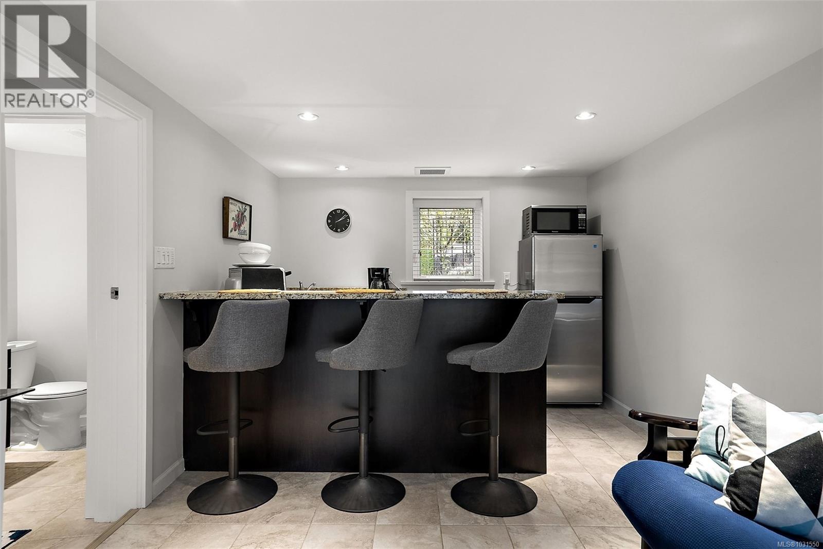 2861 EASTDOWNE RD - 42