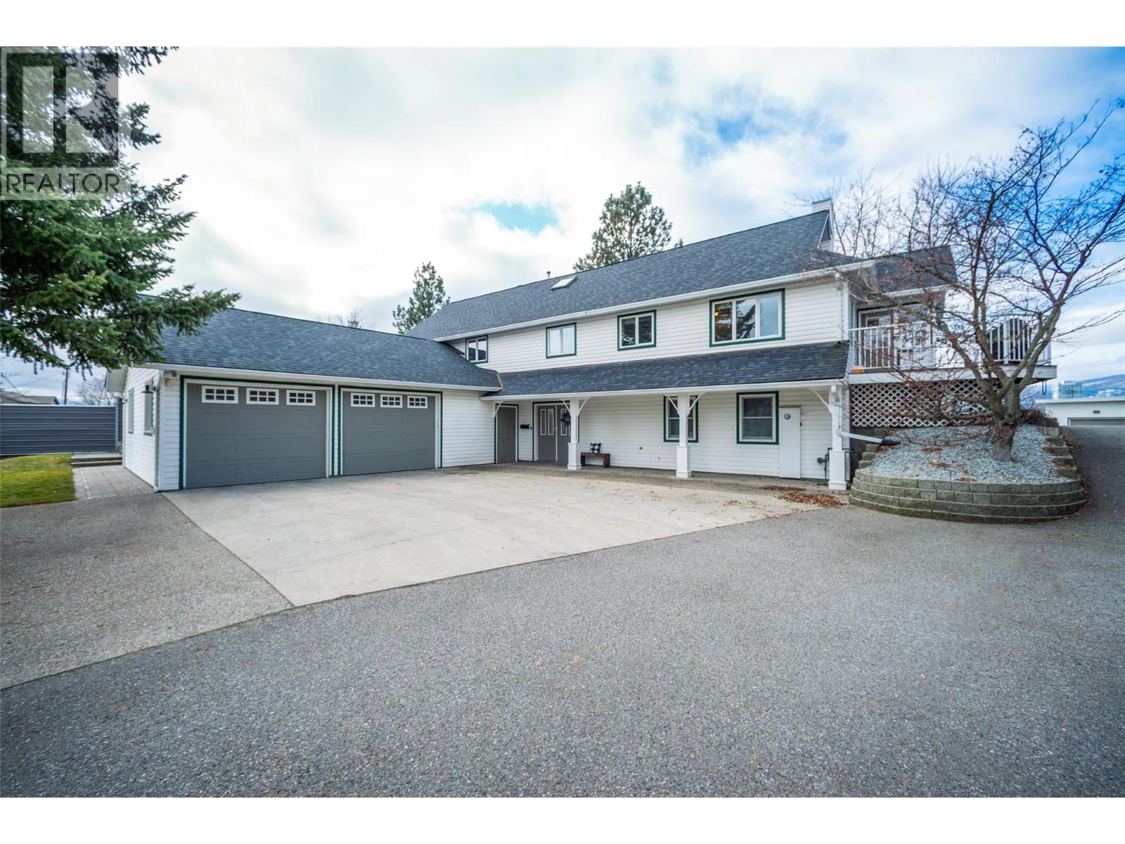 1150 Kelview Street, Kelowna