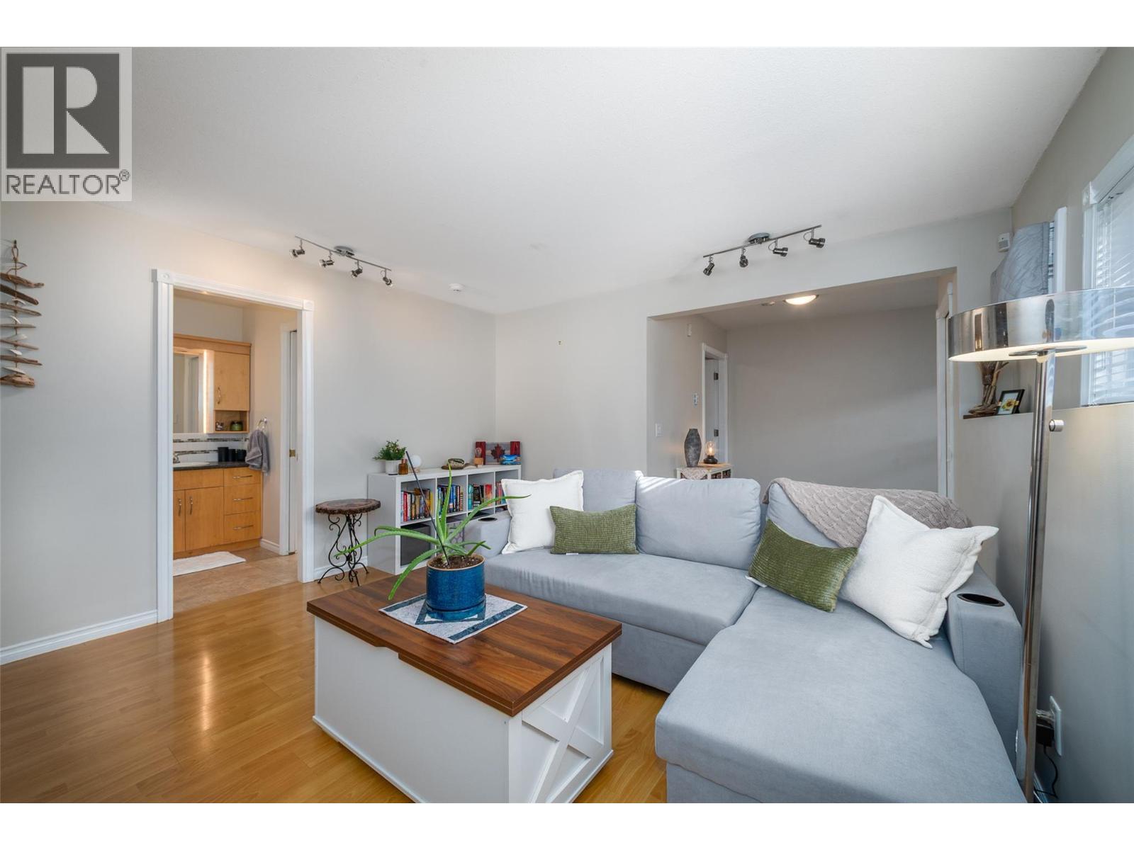 1150 Kelview Street, Kelowna