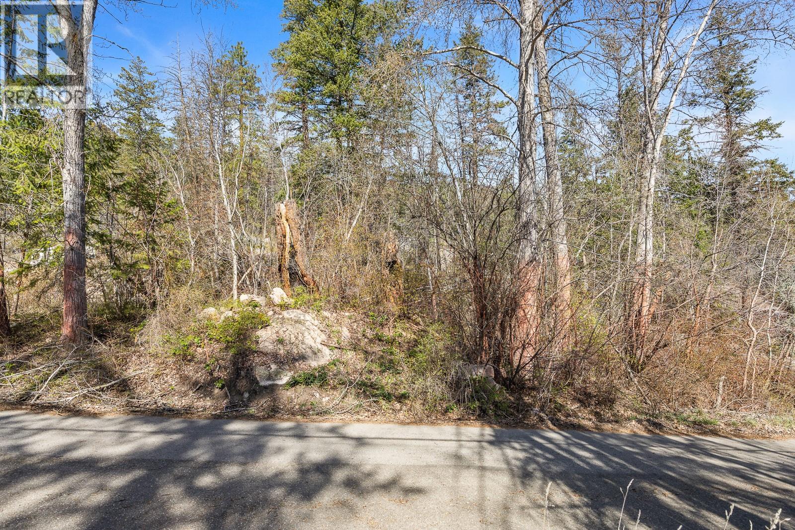 586 Moody Crescent, Vernon