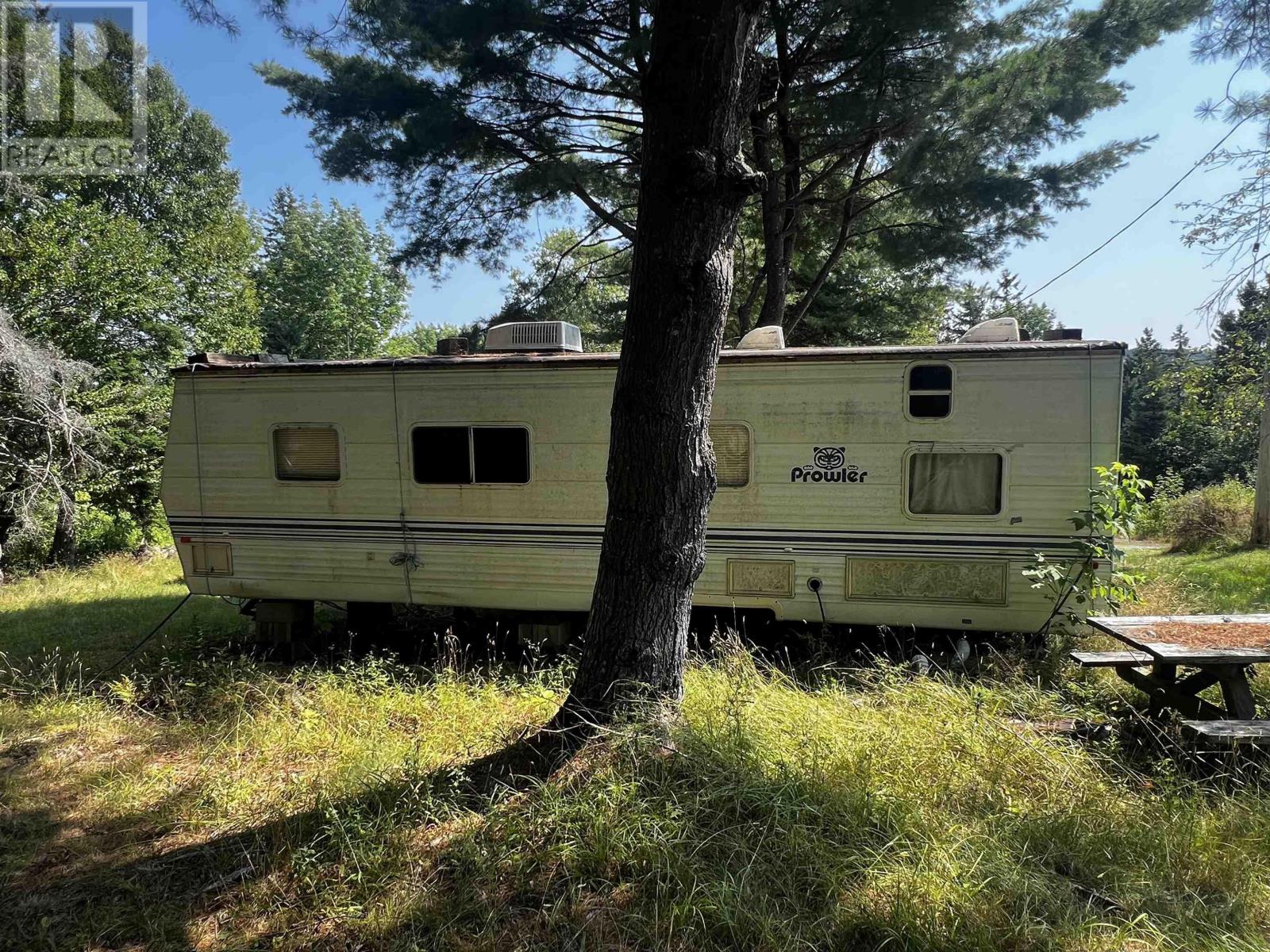 Property 9 of 13 of 35 shine Drive