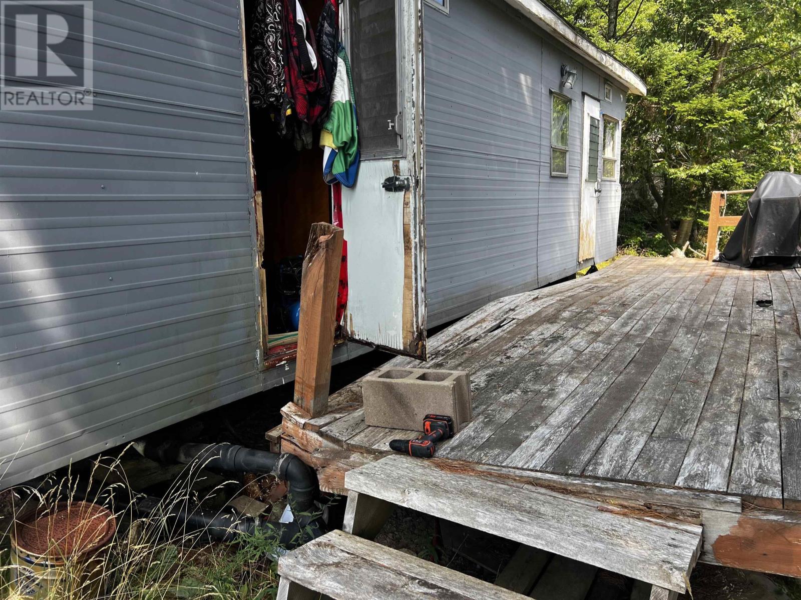 Property 13 of 13 of 35 shine Drive