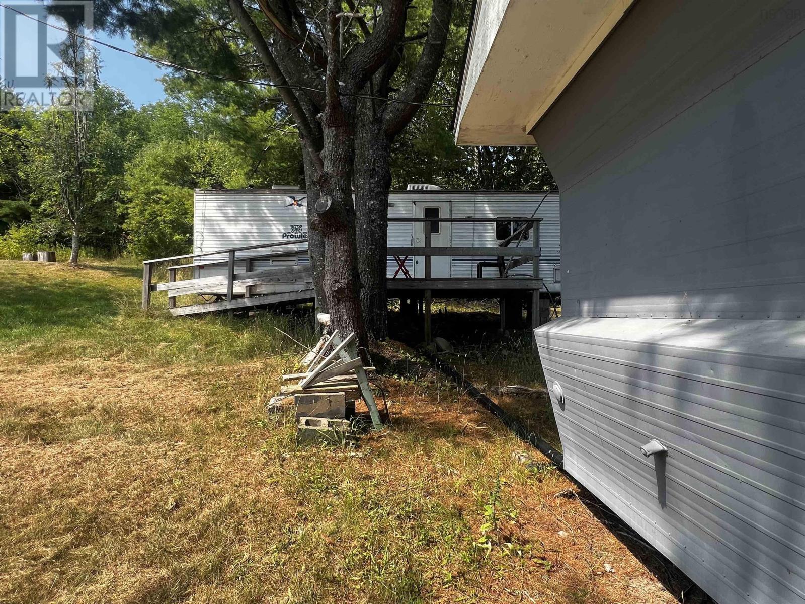 Property 1 of 13 of 35 shine Drive