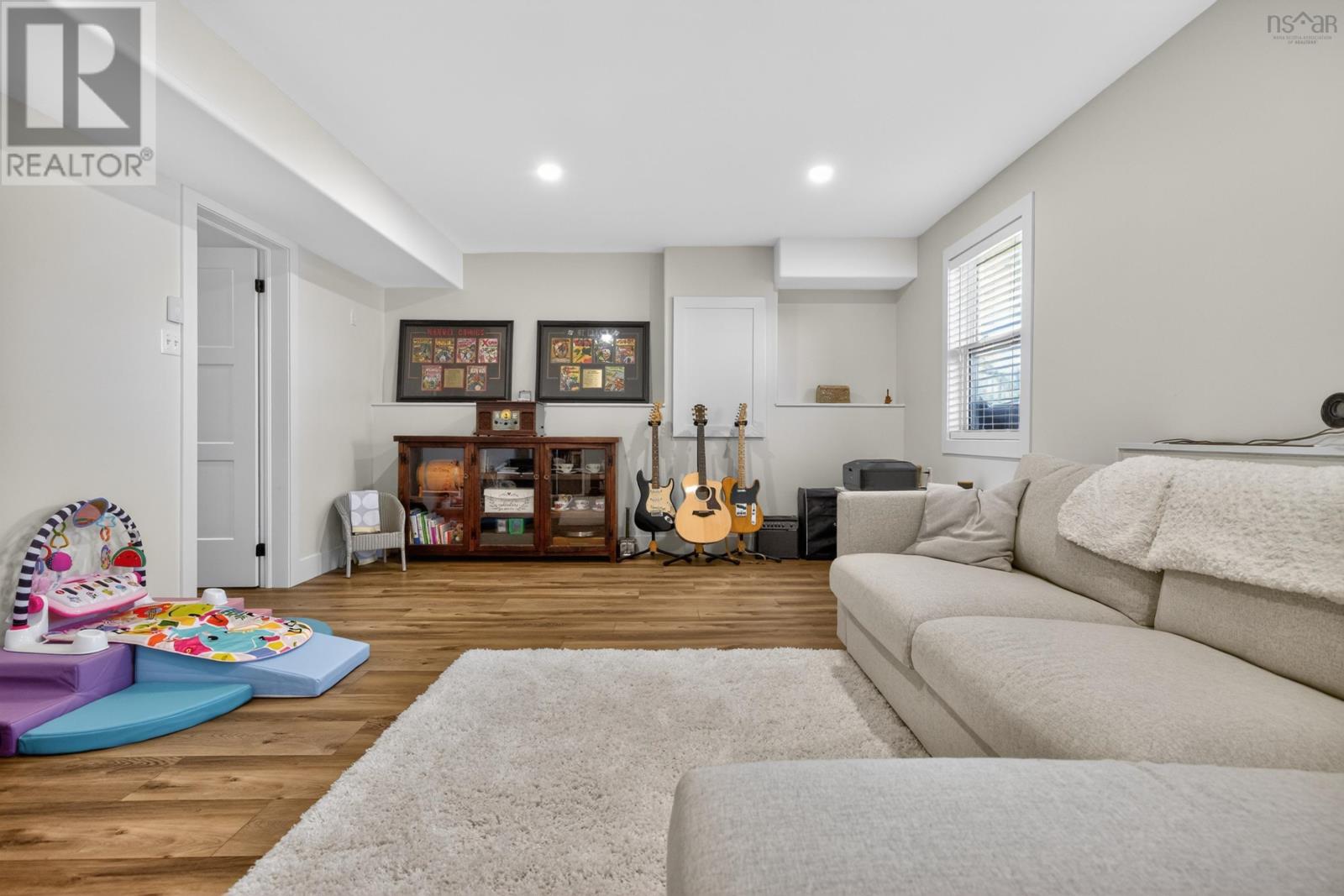 Property 31 of 40 of 73 Atikian Drive