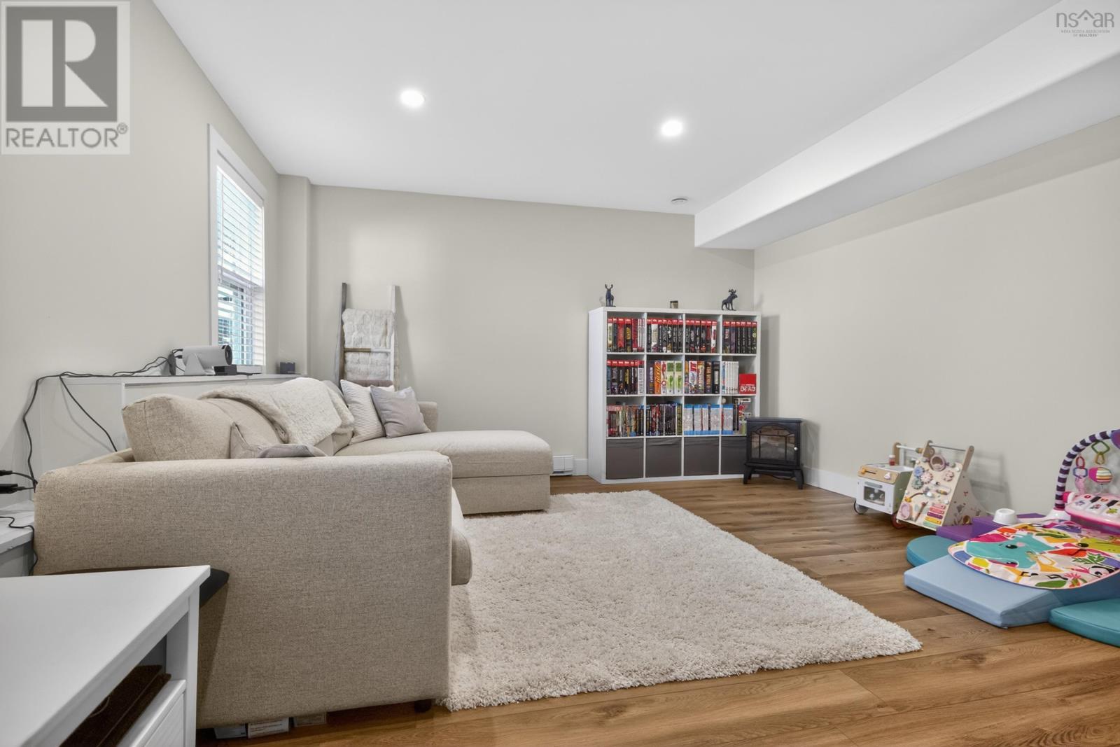 Property 24 of 40 of 73 Atikian Drive