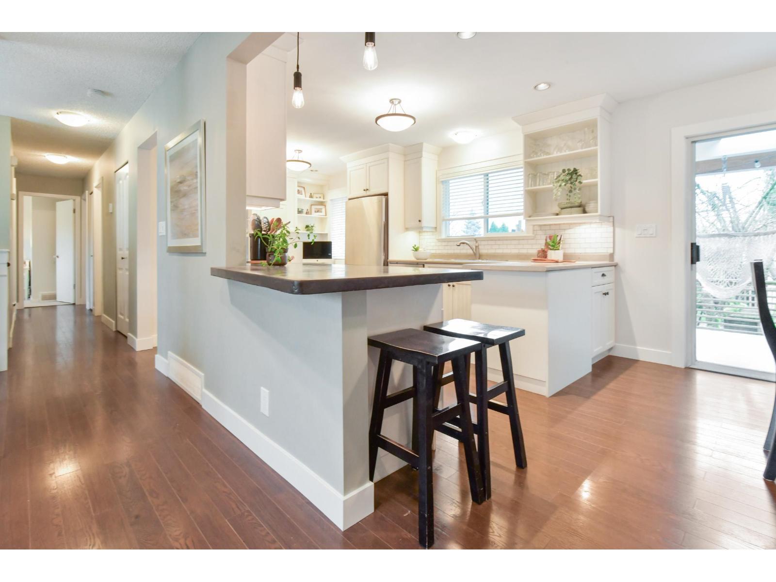 10008 DUBLIN DRIVE, Fairfield Island — photo 7